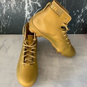 NWOT Under Armour Hammer MC Football Cleats